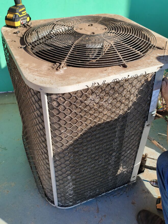 Manutenção de condensador de refrigeração