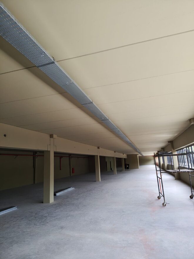 Instalação elétrica em galpão comercial